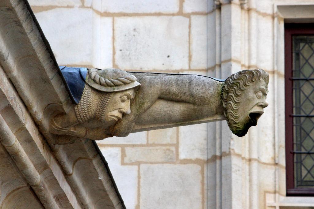 Kyriad Bourges Sud Exterior foto